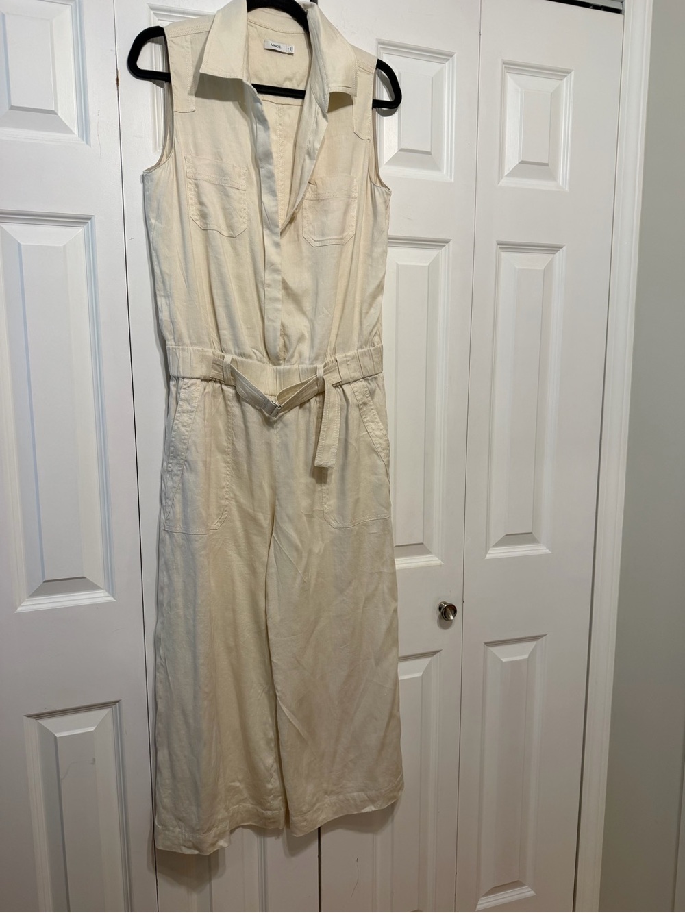 Vince Linen Jumpsuit in Cream Like New